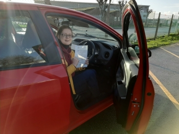 Congratulations to Samantha Phillips for 1st time pass today with only a few minors. Even the examiner congratulated her on a nice drive. Well done Sam i knew you would bag it! You have been an amazing pupil and worked hard....enjoy!